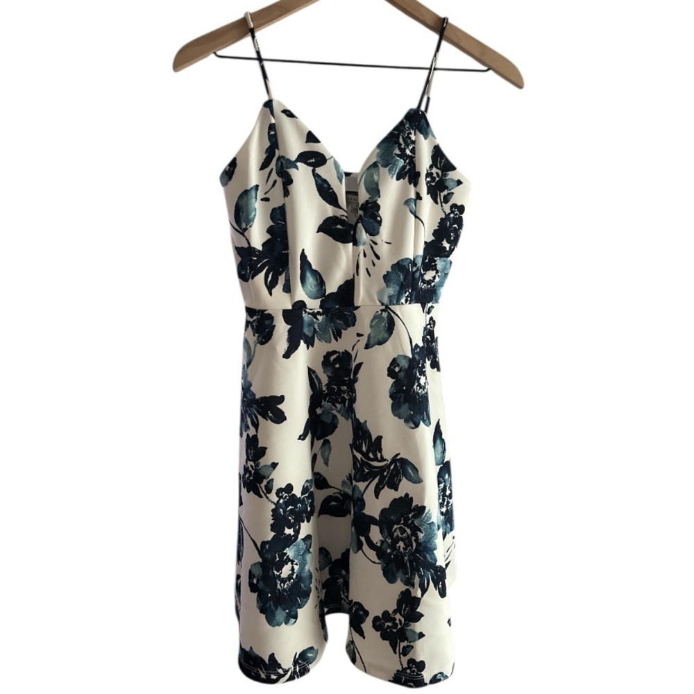 Haute Monde Young Contemporary Floral‎ Dress